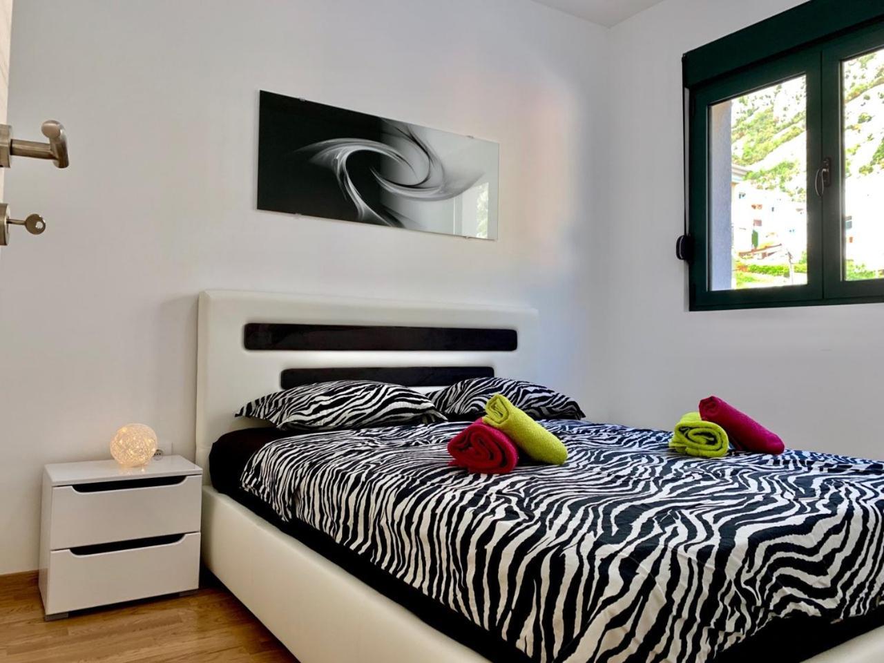 Absolute Apartman Kotor Eksteriør billede
