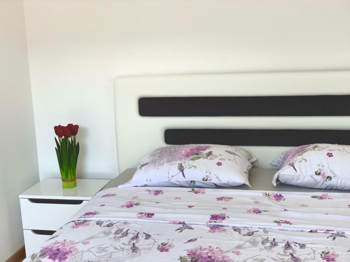 Absolute Apartman Kotor Eksteriør billede