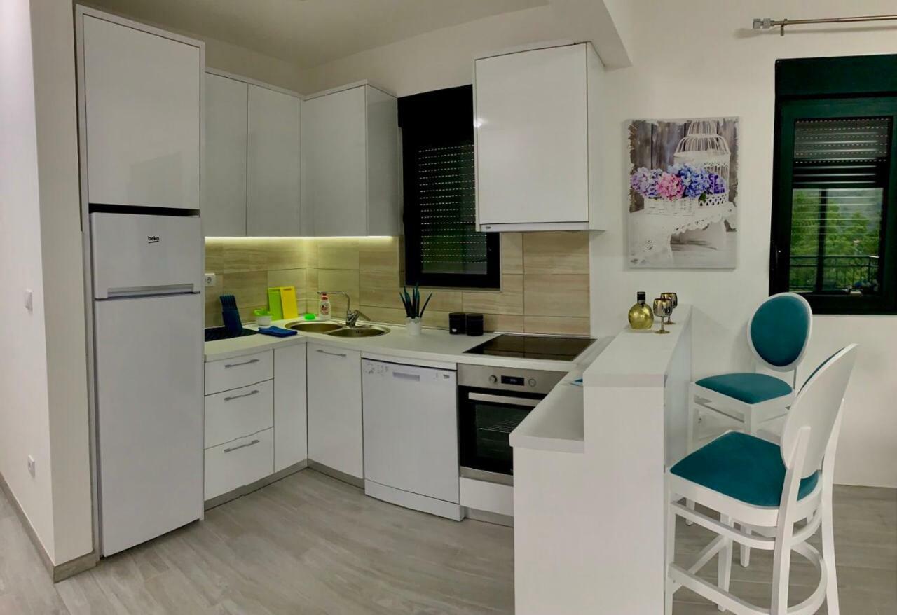 Absolute Apartman Kotor Eksteriør billede
